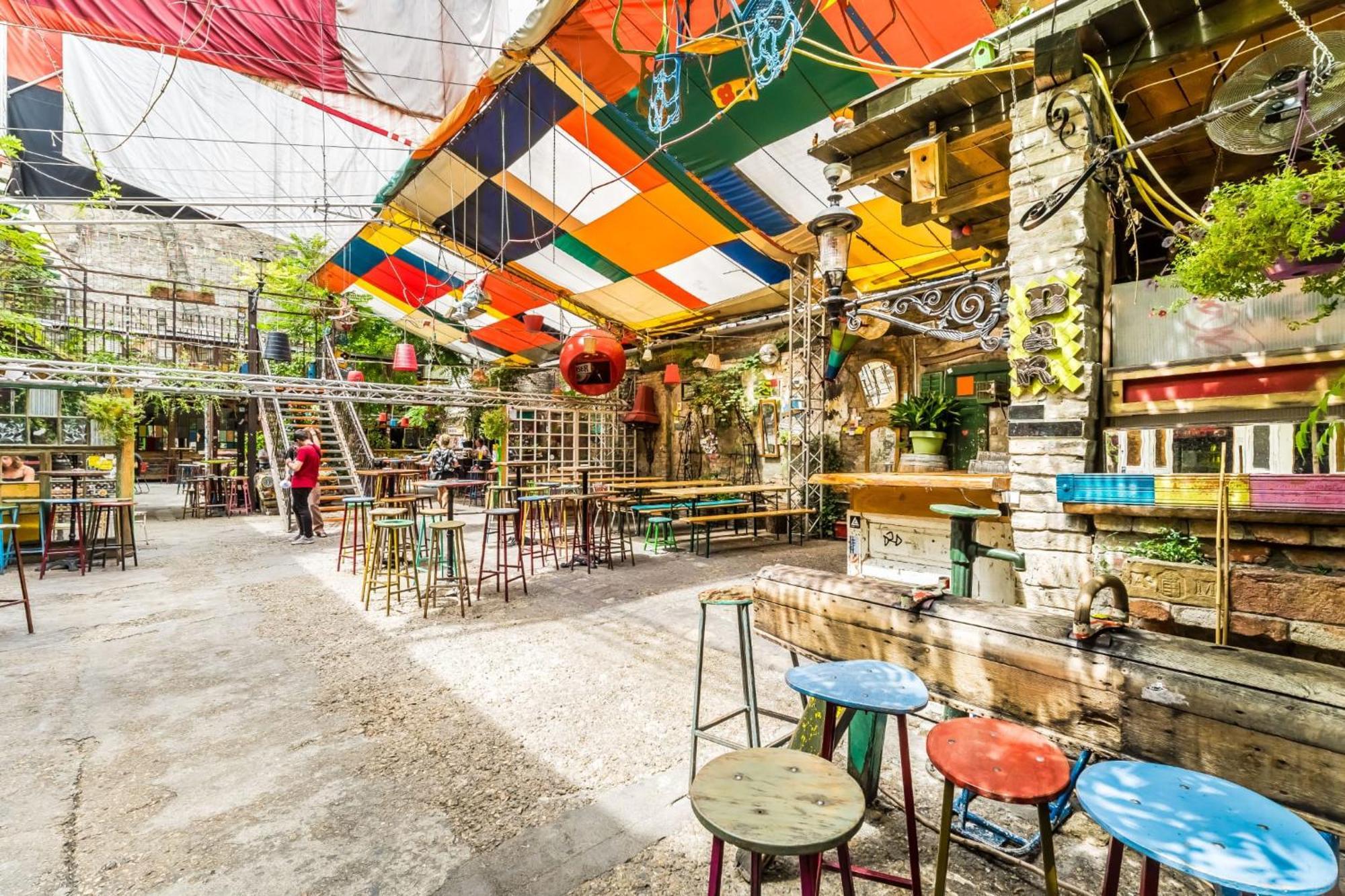 Casadeco Budapest Apt-Stunning New York Cafe View エクステリア 写真